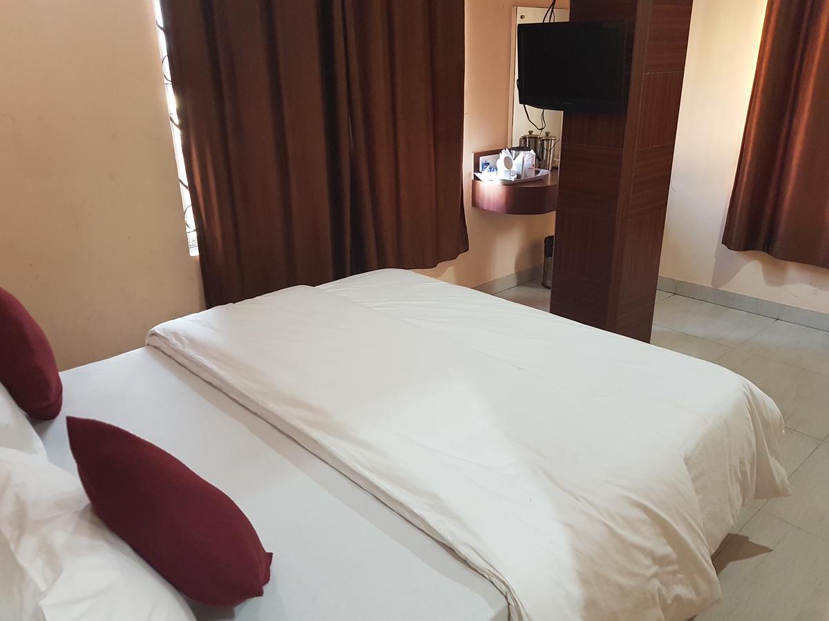 Hotel Simla 西里古里 外观 照片