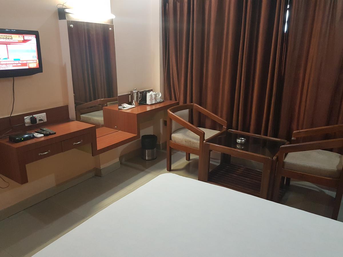 Hotel Simla 西里古里 外观 照片