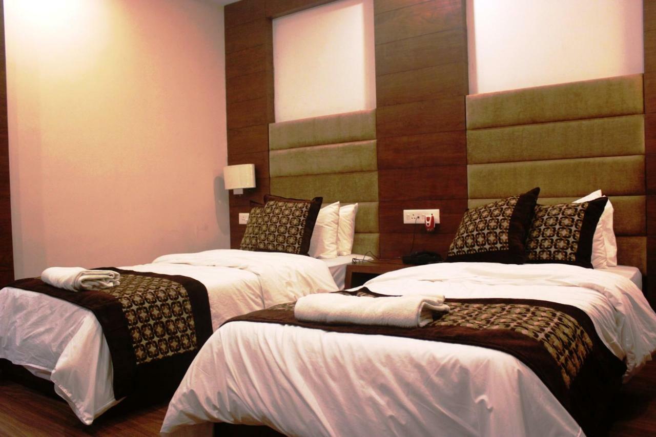 Hotel Simla 西里古里 外观 照片